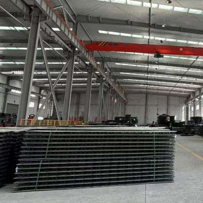 Keamanan dan Stabilitas Baja Trusses Untuk Lantai Beton Bangunan Struktur Kekuatan lentur dan kapasitas bantalan yang sangat baik