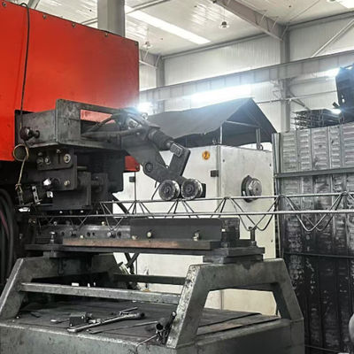 Goede prijs Zwarte of grijze PC-tracering, versterking van de balk, staal-precast-tracering online