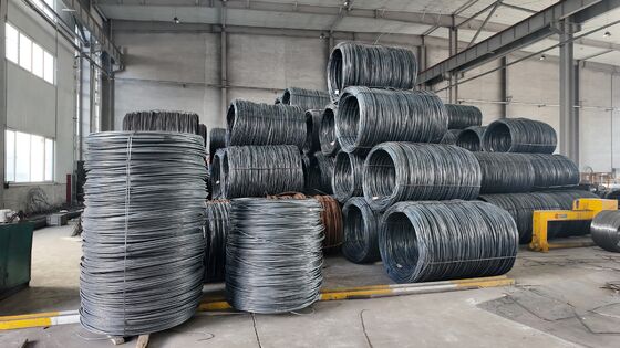 Buon prezzo Lastra per pavimento prefabbricata smontabile con fissaggi a vite esagonali e produzione automatizzata di tralicci da materiali di acciaieria statale in linea